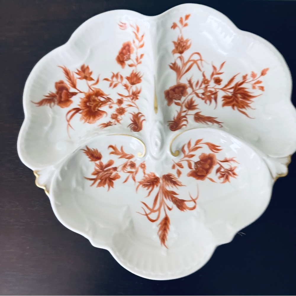 Haviland Limoge of France Serving Bowl